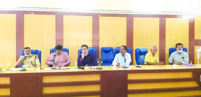 ವಿದ್ಯಾರ್ಥಿ ಗಳ ಸುರಕ್ಷತೆಗೆ ಗರಿಷ್ಠ ಕ್ರಮ, ಸಾರಿಗೆ ವ್ಯವಸ್ಥೆ ಲೋಪವಾಗದಂತೆ ಅಧಿಕಾರಿಗಳಿಗೆ ಡಿಸಿ ಸೂಚನೆ